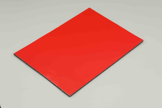 4MM 1.22 X 2.44m PE アルミニウム複合板 バルコニー ACP 隔壁