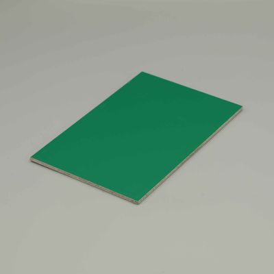 緑色 1.50X2.44M 建築建築装飾用アルミ複合板 4MM