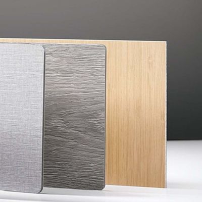 PE アルミニウム複合板で建物の性能を向上させる 持続的な耐候性